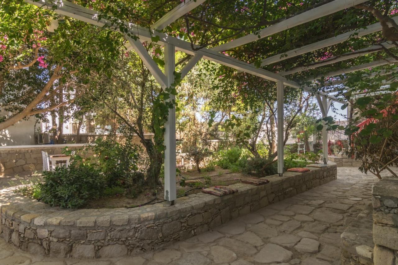 אדאמאס Thalassitra Village Hotel מראה חיצוני תמונה