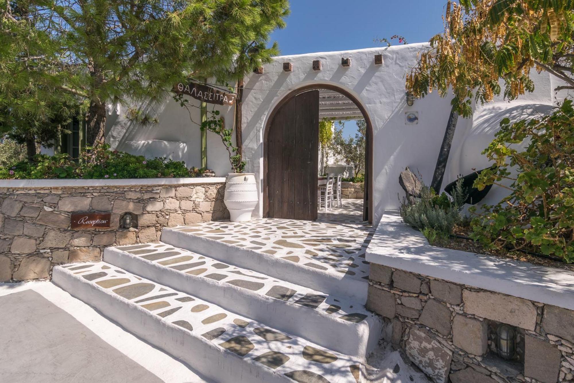 אדאמאס Thalassitra Village Hotel מראה חיצוני תמונה