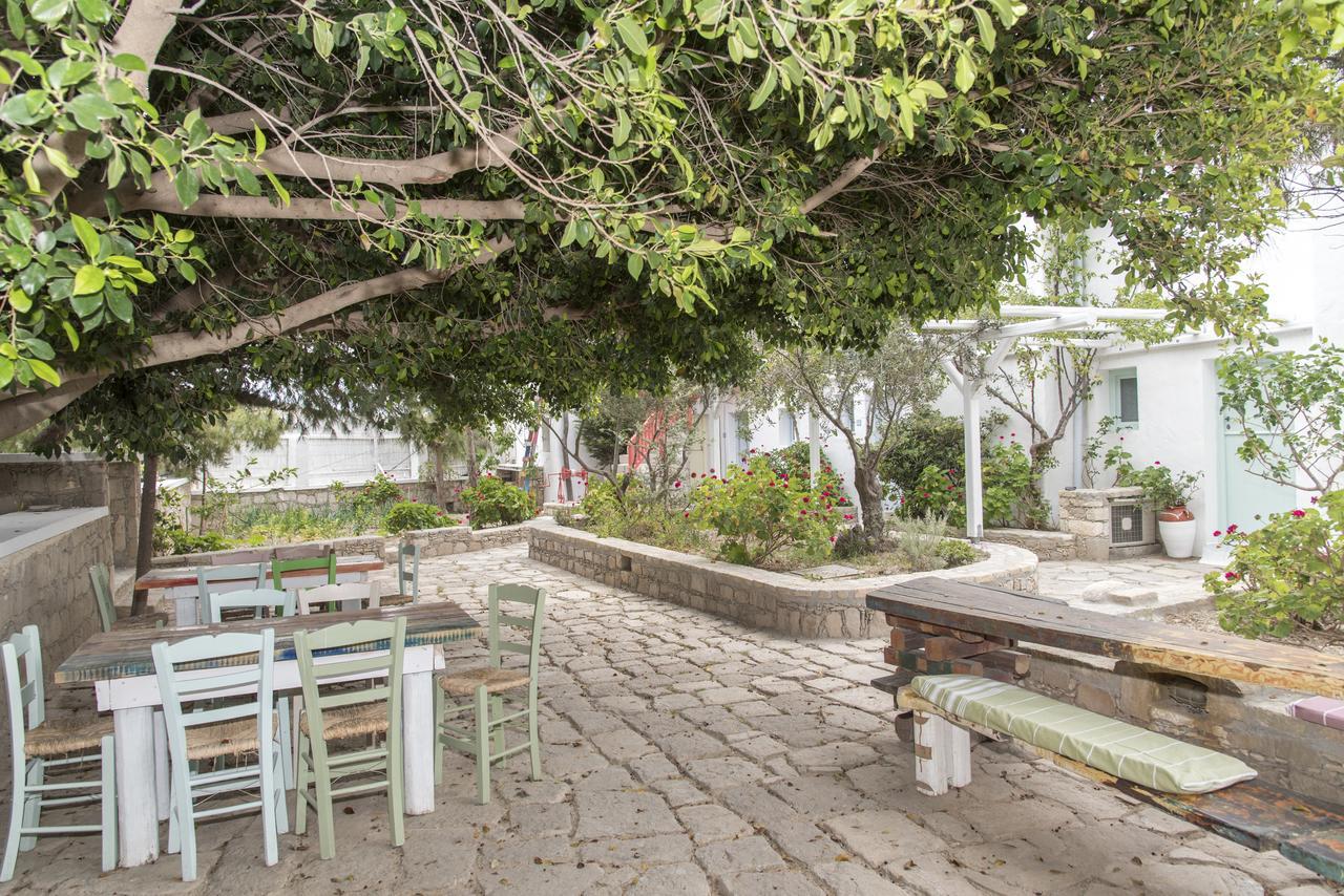 אדאמאס Thalassitra Village Hotel מראה חיצוני תמונה